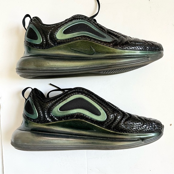 Nike Airmax 720 Throwback Future Iridescent Mens Sz 10 AO2924-003 - Picture 4 of 9